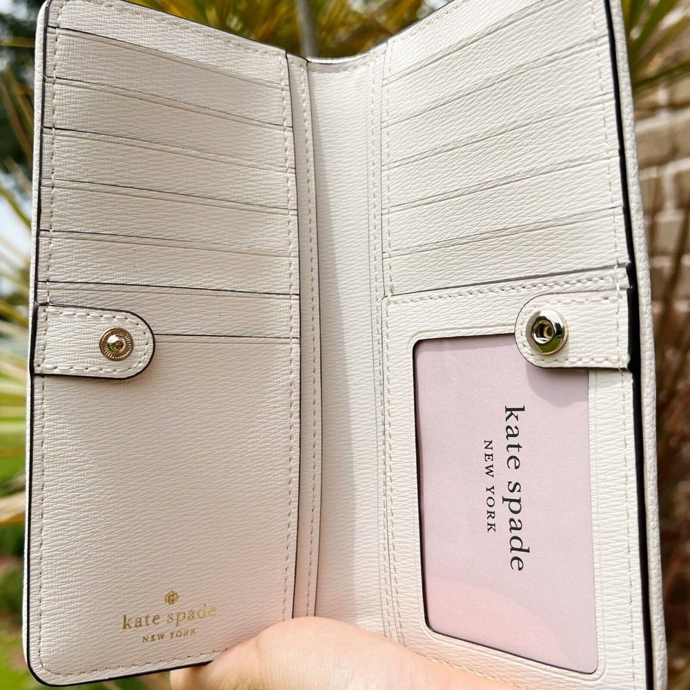 Kate Spade Darcy Pineapple Embroidered Large Slim Bifold Wallet - Picture 4 of 6